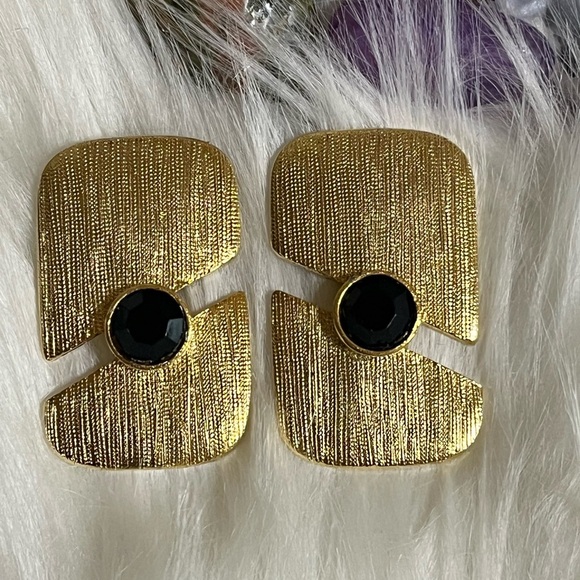 Vintage Rhea Geometric Cut Earrings - Picture 1 of 9